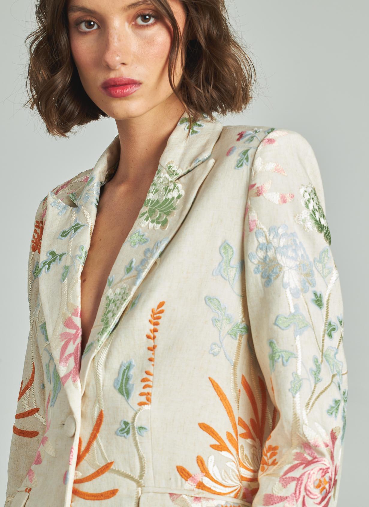 BLAZER BORDADO DETALLES